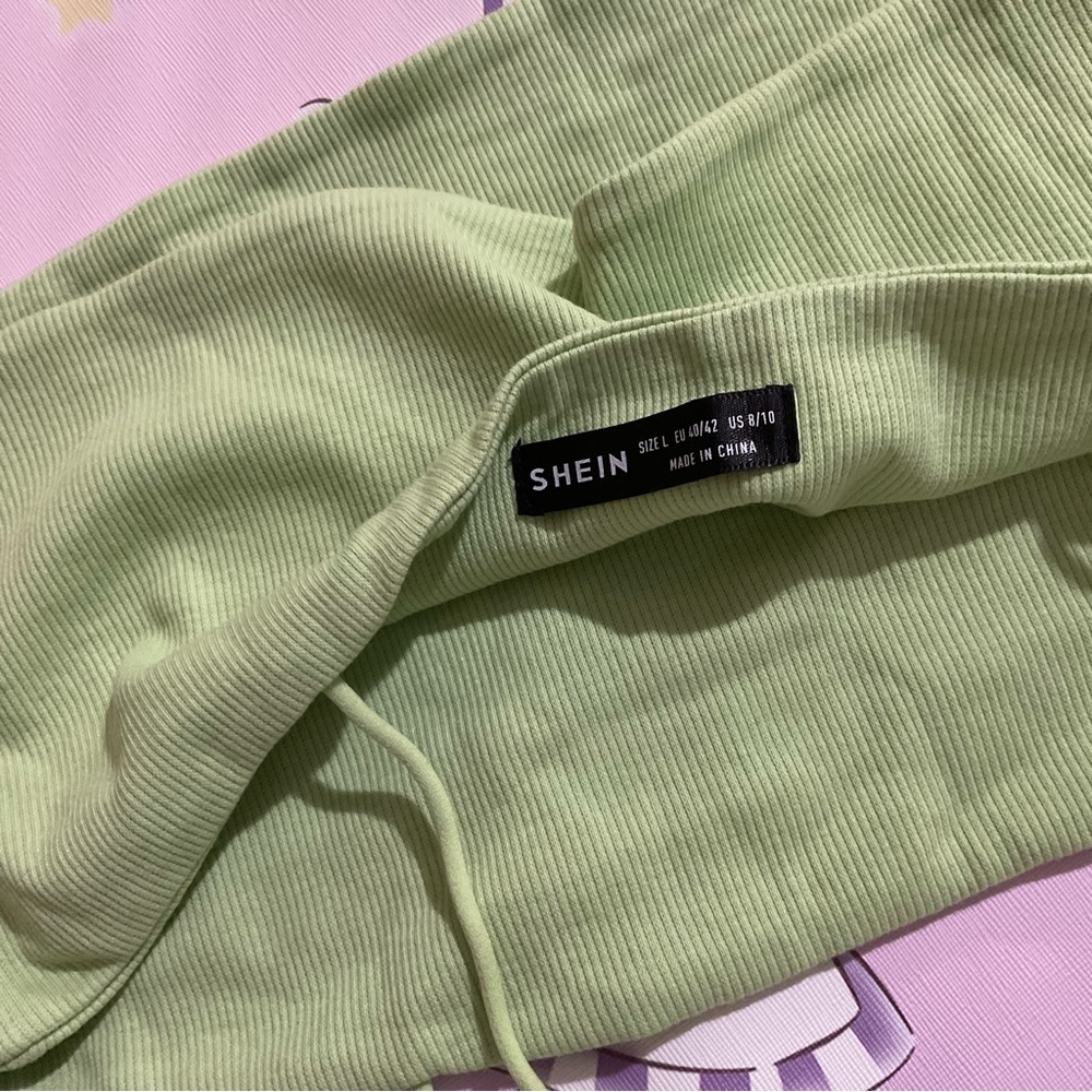 Green Rib-Knit Cropped Cami Top NWOT - Picture 5 of 8